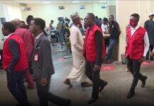 Commercial bank manager arrested for hoarding new Naira notes in Abuja.