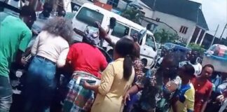 Woman goes into labor while queueing for cash in front of a bank in Port-Harcourt.