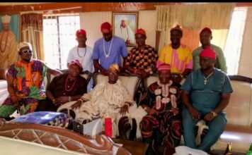 Eze Chika Nwokedi, Cabinet in synergy with HRM Nureni Alani Akinremi(Ilufemiloye)Of Ijegun, strengthens bond, adopt peaceful coexistence.