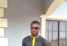 Woman reveals her husband received a disturbing text message in church before he was murdered.