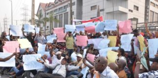 Lagos: Nigerian Food, Beverage, Tobacco Workers Protest, Say Over 500,000 On Verge Of Losing Jobs Over Ban On Sachet Drinks