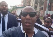 Sowore leads protest at Police HQ to demand release of detained journalist, Ojukwu (Video)