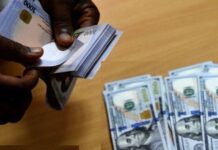 Again, Naira sheds N155 against dollar, trades at N1,484/$1 at official window