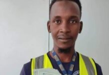 Nigerians hail Kano Airport cleaner for returning $10,000 found in aircraft