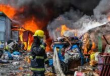 Fire kills one, displaces 200 in Philippine
