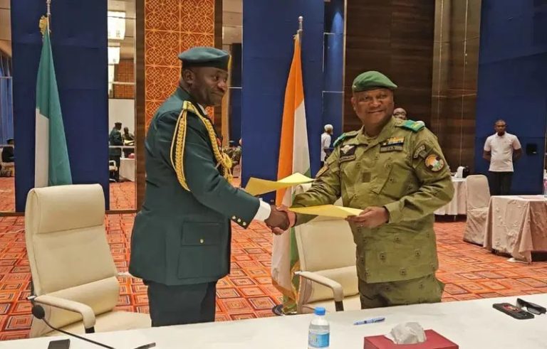 CDS Musa, Nigerien counterpart sign MoU to strengthen security cooperation