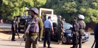 Police foils attack on station, kills three hoodlums