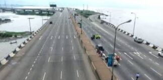 Govt shuts Eko bridge, ramps for 8-week resurfacing work amid safety concerns