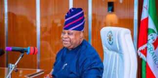 Osun gov grants pardon to inmates on death row for stealing fowl