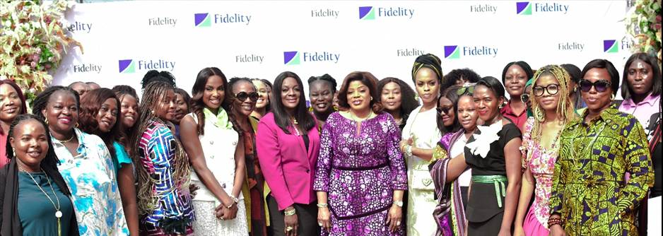 Managing Director and Chief Executive Officer of Fidelity Bank Plc, Dr. Nneka Onyeali-Ikpe, OON, (Middle) flanked by participants of a Women’s Roundtable themed, “Mentorship with Dr. Nneka Onyeali-Ikpe” hosted by the bank over the weekend at the Fidelity SME Hub, Gbagada, Lagos recently.