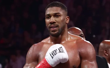 Anthony Joshua Returns to the Gym Weeks After Tragic Car Crash (Photos)