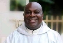 Tragedy at New Year Mass as Parish Priest Collapses, Dies at Altar