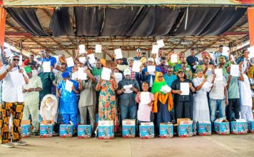 Sanwo-Olu Marks Tinubu’s 74th Birthday with 20,000 Food Packs for Lagosians