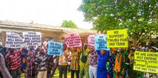 Protest in Akwa Ibom as Youths Reject Automatic Senate Ticket