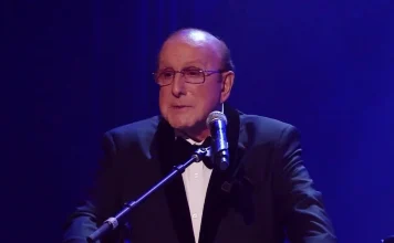 Legendary Music Executive Clive Davis Dies At 94