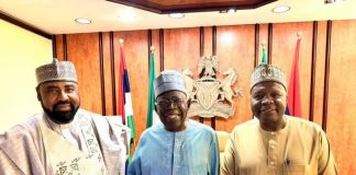 2027: Gov Yahaya Presents Gombe APC Flag Bearer To Tinubu
