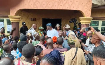 Ekiti PDP candidate arrives at polling unit ahead of voting