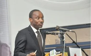 Sam Amadi Criticises Tinubu Amid Adeyemi Agency Controversy